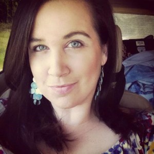 Author harper sloan headshot