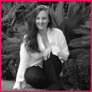 Author katy Evans headshot 300x300 4.26.16