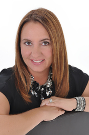 Kim Karr headshot 7.9.17